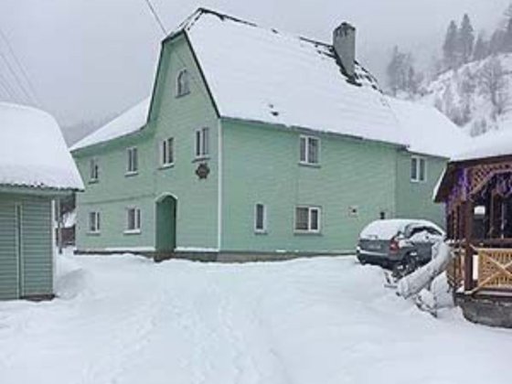 Здається будинок в Славську "Гірські барви" Славське