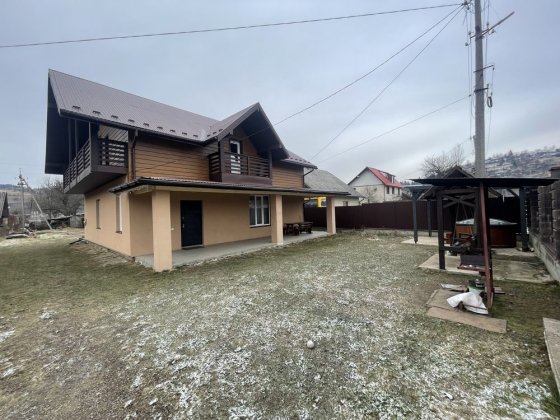 Будинок окремий у ЦЕНТРІ СЛАВСЬКА! Славське