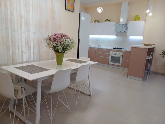 Сдам 3 ком.  коттедж Авторский Вилла Роз Фонтанка