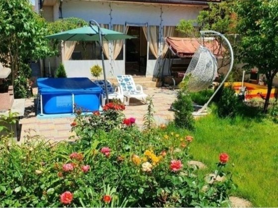 Будинок біля моря в Одесі, Совіньйон. Бурлача Балка