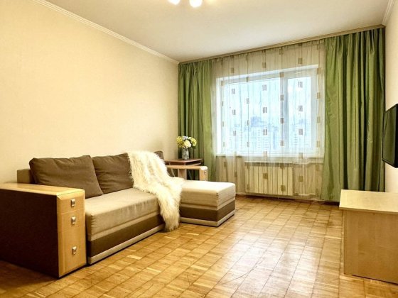 Енергонезалежна 2 кімнатна квартира біля метро Теремки вулиця Глушкова 14 Київ