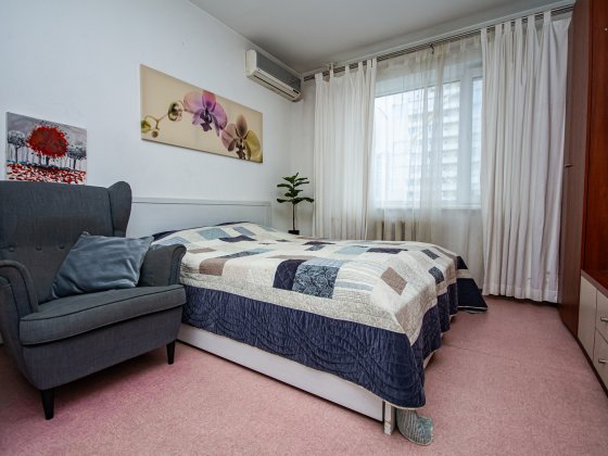 Продаж 2к квартири з ремонтом по вул. Вишняківська 5 (Дарницький р-н Лівий берег) Киев