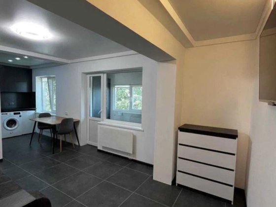 Сдам 1к комн комнатную кв-ру 8000 Правый берег Свет есть всегда! Кам'янське