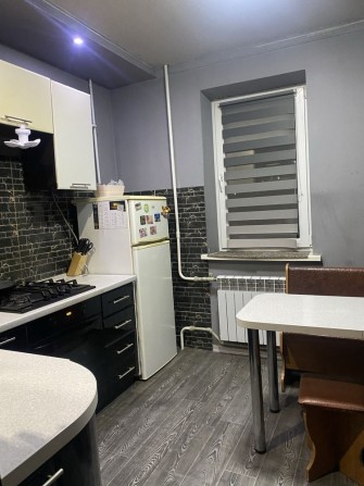 Сдам 2х 5/10 левый берег 4 мкр - фото 1