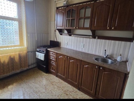 Сдается 2-комнатная квартира на левом берегу 5 мкр Зил Каменское