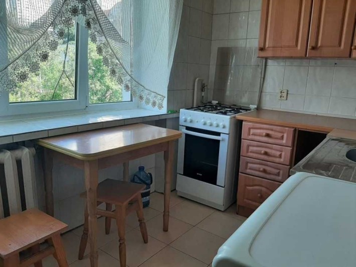 Здам у Вишгороді двокімнатну квартиру по вул. Симоненка 8 - фото 1