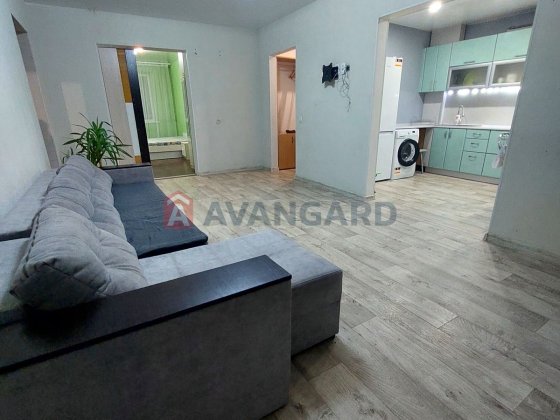 Тепла та затишна 4 кімн. квартира на лівому березі 10 мкрн. Каменское