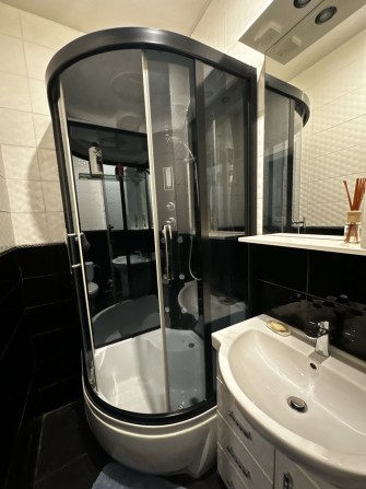 Здам 2к квартиру з меблями та технікою вул Йосима Манаєнкова - фото 1