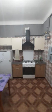 Сдам 1-к, Сталинка, р-н Площади. . - фото 1