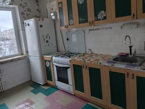 Сдам 3х комнатную квартиру левый берег 3й район Каменское