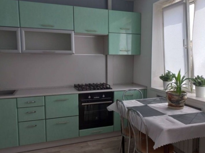 Сдам 2-3х к комн комнатную кв-ру 10000 - фото 1