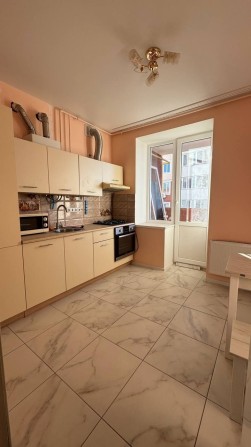 Оренда 1к квартири з балконом в Гостомелі! Вільна! Газ опалення! - фото 1