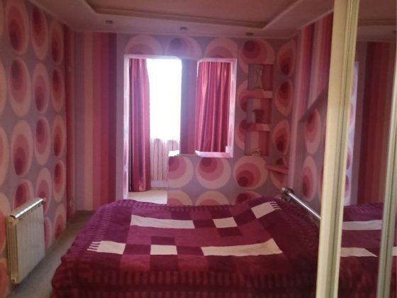 Лівий берег 2 кімнн. з євроремонтом та АО 1 мкрн, 2/9 Каменское