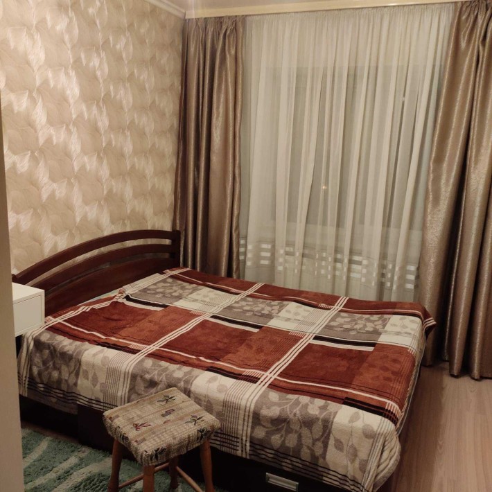 сдам 2 ком квартиру - фото 1