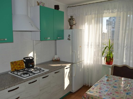 Сдам свою однок. квартиру помесячно, до лета Черноморск