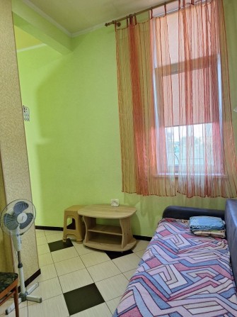 Сдам малогабаритную квартиру - фото 1