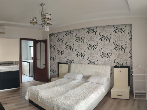 сдаётся 2-х комнатная квартира в частном секторе Черноморск