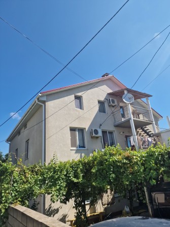 Сдам свою квартиру 3к,Черноморск - фото 1