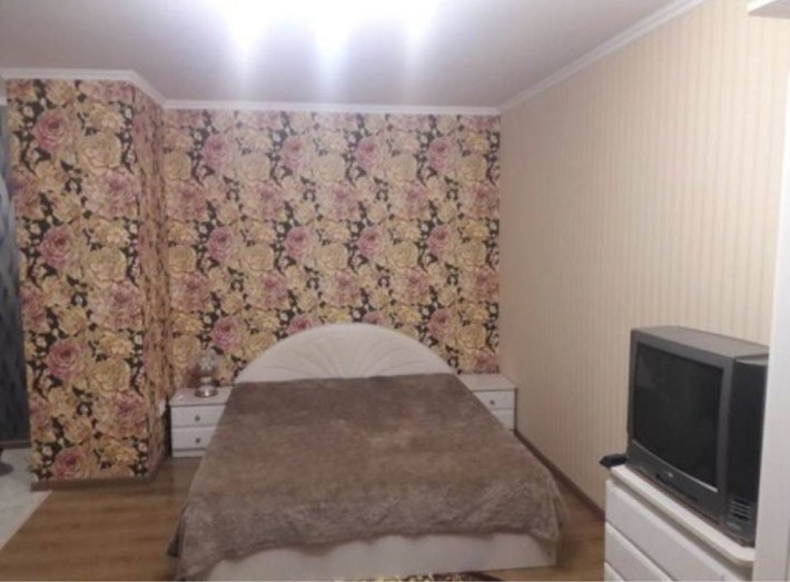 Здам однокімнатну квартиру в центрі міста - фото 1