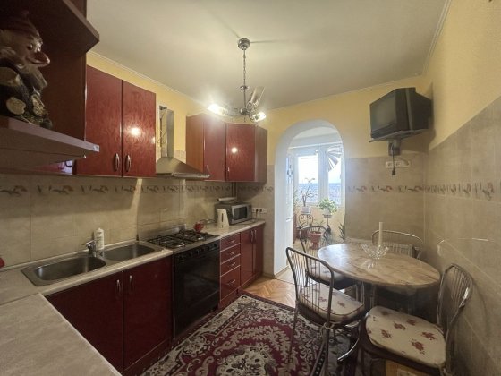 Оренда 2к квартири вул.Мазепи 274 Коломия