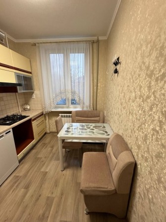 2к.Квартира В самом центре ул. Академическая 52 - фото 1