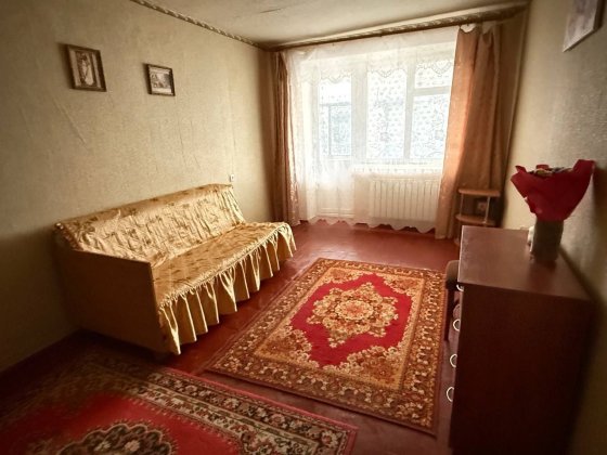 Здам  1-кімнатну квартиру по вул. Київська, індивідуальне опалення. Лубни