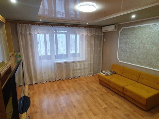 3-квартира. 3 - этаж . Центр Краматорск