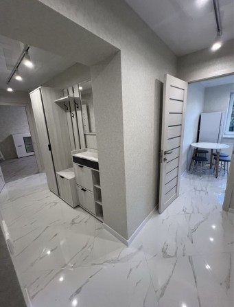 Здам велику ДВУШКУ 55 м2 - фото 1