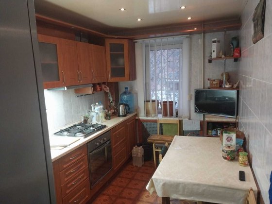 Сдается 3-комнатная квартира в центре. Славянск