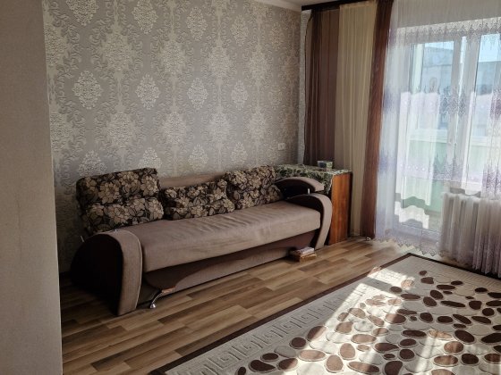 Здається 1 кім. квартира. Вказано Viber Стрый