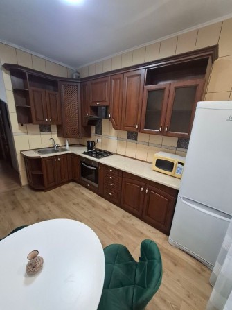 Здам хорошу 1 кімнатну квартиру на Виставці! - фото 1