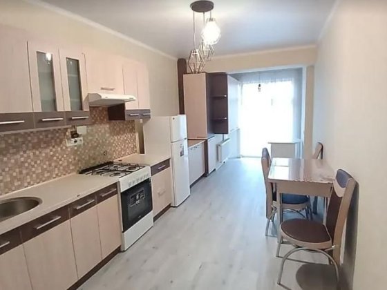 Центр, оренда 1к квартири в новобудові біля прикордонної академії Хмельницький