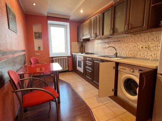 Оренда 3 кімнатноі квартири М.Лагуновоі 10 Бровары