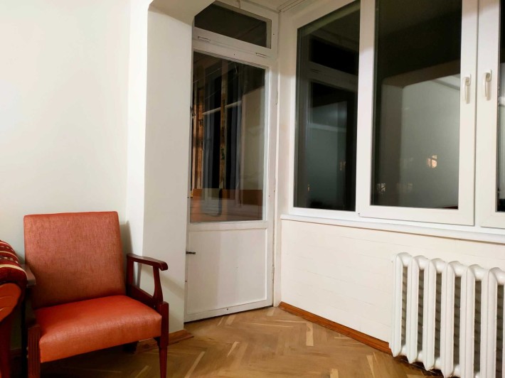 Оденда 1-но кімнатної квартири в самому центрі м.Буча - фото 1