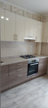 Класна квартира готова до заселення поверх 3 Центр міста - фото 1