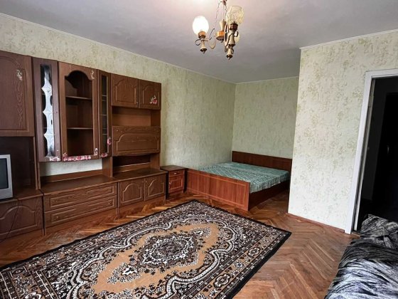 Здам 1к.квартиру центр бул.Незалежності,3, є газ! Бровары