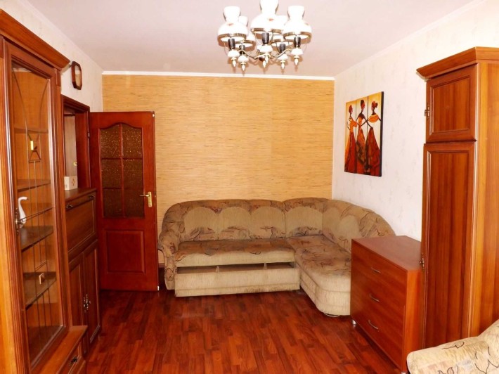 Вишневое аренда 1 - ой  квартиры по улице Машиностроителей ГАЗ - фото 1