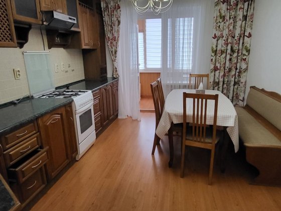 Довгострокова оренда 2к квартири р-н Виставка Хмельницький