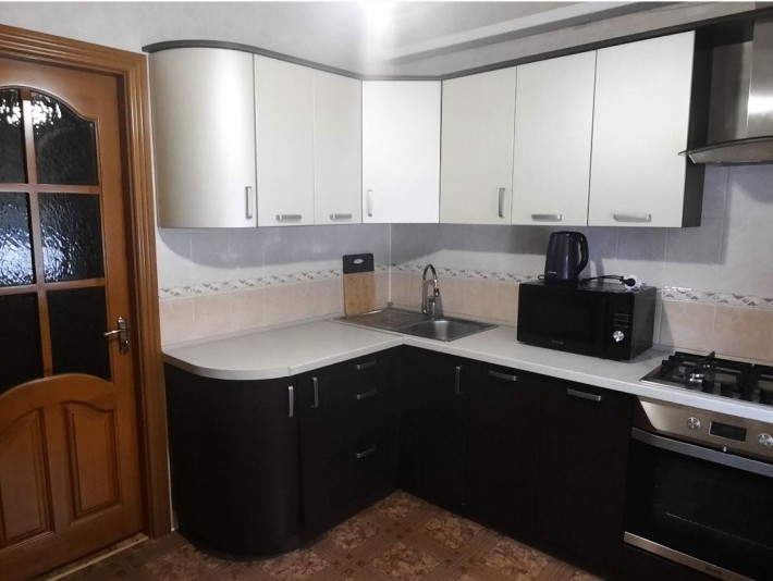 Оренда просторої 2-о кімнатної квартири на м-ві Таращанськои - фото 1