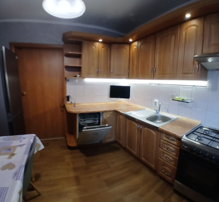 Оренда 2 квартири вул.Героїв УПА б.7А,  ГАЗ - фото 1