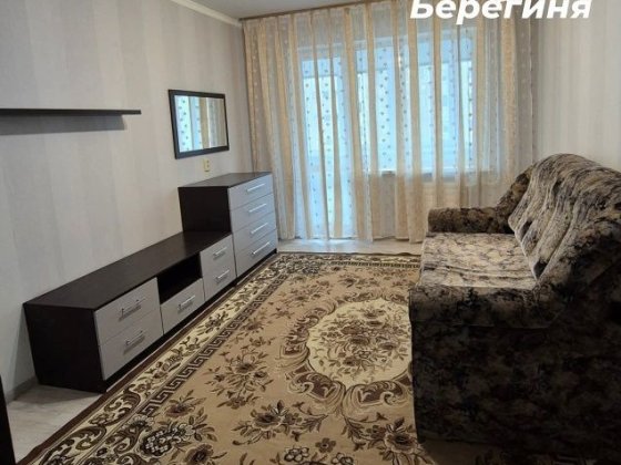 Оренда 1 кімнатної квартири навпроти  МакДональдза.