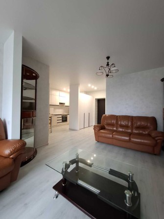 Здається чудова євродвушка біля Терміналу - фото 1