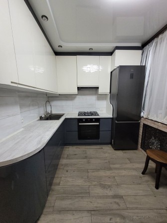 Сдам Сучасну 2-к. квартиру! - фото 1