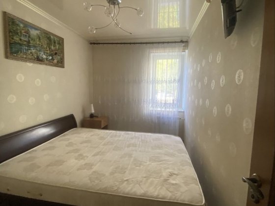 Оренда 2 кімн.квартири м. Вишневе центр простора низький поверх Вишневое