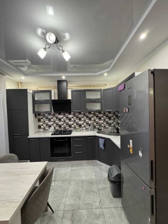 Оренда 1-кім, вул. Хіміків - фото 1