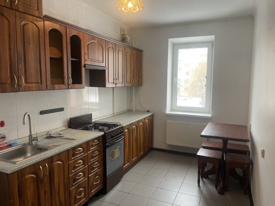 2-х кімн.кв Без Меблів і техніки.4000+ком.послуги Кременчуг