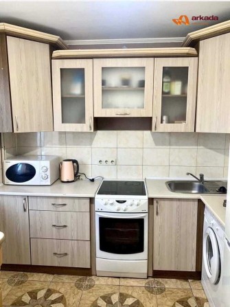 Оренда квартири Вул.Коновальця 1Кім. Здам Гарний стан!!! - фото 1