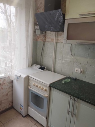 Однокімнатна квартира по вул.Космонавтів , 4й поверх 5ти поверхiвки - фото 1