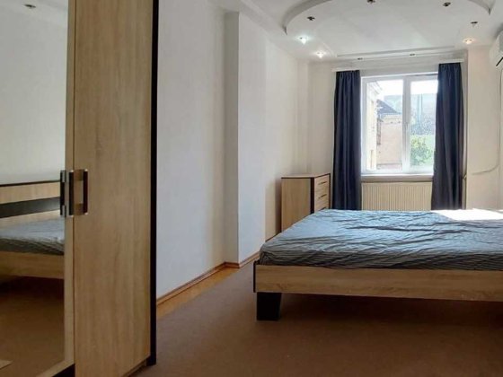 Оренда 3к.квартири з Кондиціонерами та Посудомийкою,
новобудова, центр Івано-Франківськ