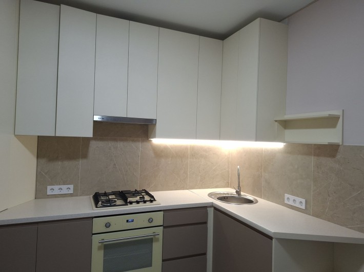 Здам 1 кім. квар.  в новобудові, центр, вул. Софіївська, з єврорем. - фото 1